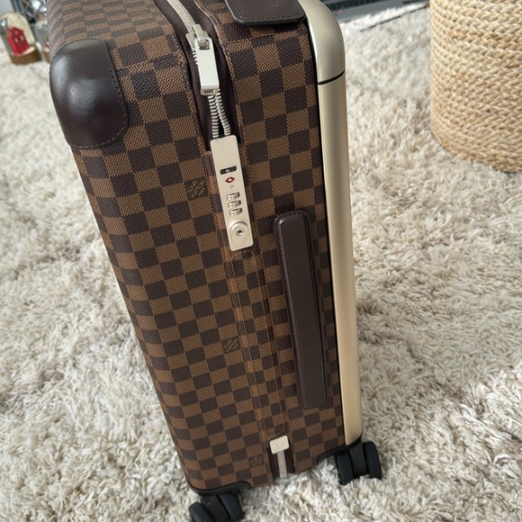 Beautiful Louis Vuitton Damier carryon suit case - Picture 2 of 13